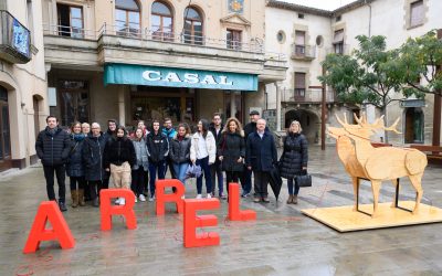 Main Street is revitalized artistic interventions with students from the School of Art Leandre Cristòfol in Lleida