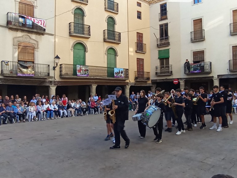 Cervera celebra Corpus con la salida del cortejo festivo de la ciudad