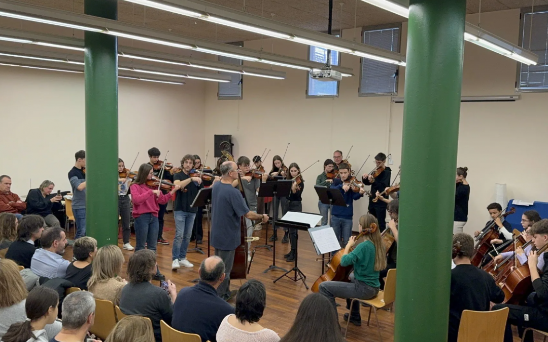 Les cordes de l’Orquestra Andreví culminen el cap de setmana de treball amb un concert a Cervera