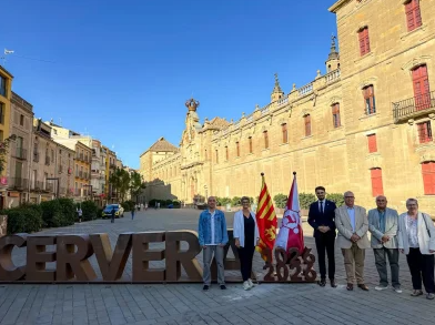 Cervera inaugura la nueva rotulación conmemorativa del Milenario